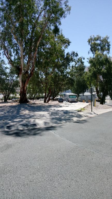 Rv Park - Riverside Resort 라플린 외부 사진